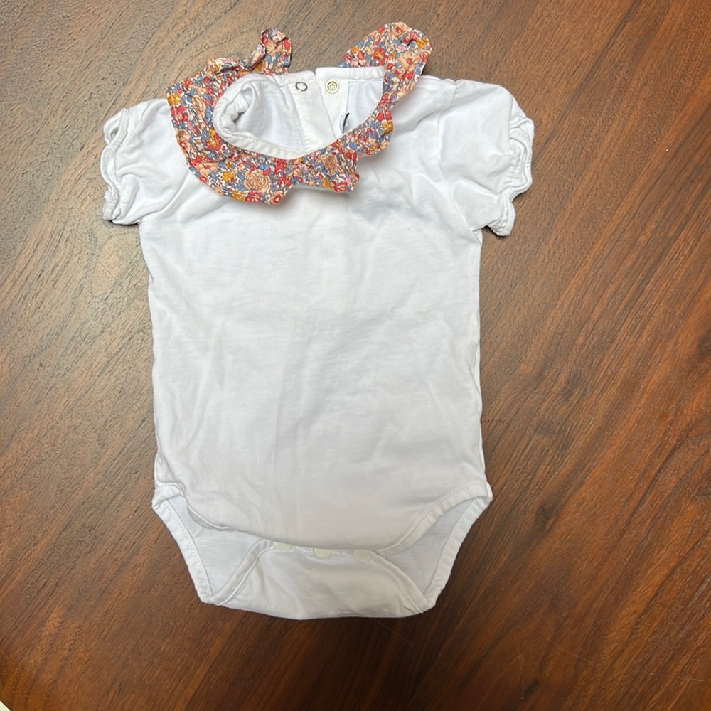 Tartine et Chocolat pink collar body suit 3M